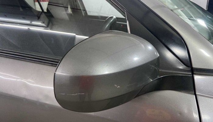 2017 Maruti Swift LXI (O), Petrol, Manual, 29,937 km, Right rear-view mirror - Minor scratches
