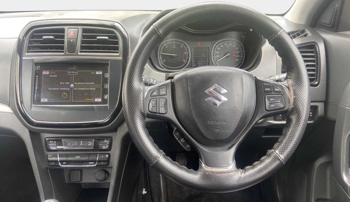 2016 Maruti Vitara Brezza ZDI PLUS, Diesel, Manual, 50,056 km, Steering Wheel Close Up