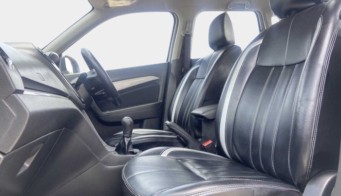 2016 Maruti Vitara Brezza ZDI PLUS, Diesel, Manual, 50,056 km, Right Side Front Door Cabin