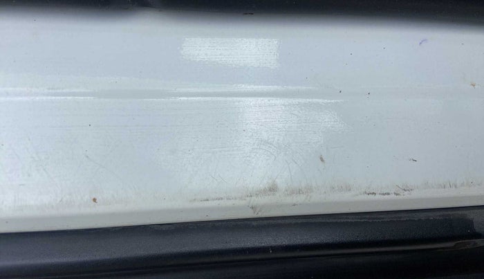 2016 Maruti Vitara Brezza ZDI PLUS, Diesel, Manual, 50,056 km, Right running board - Minor scratches