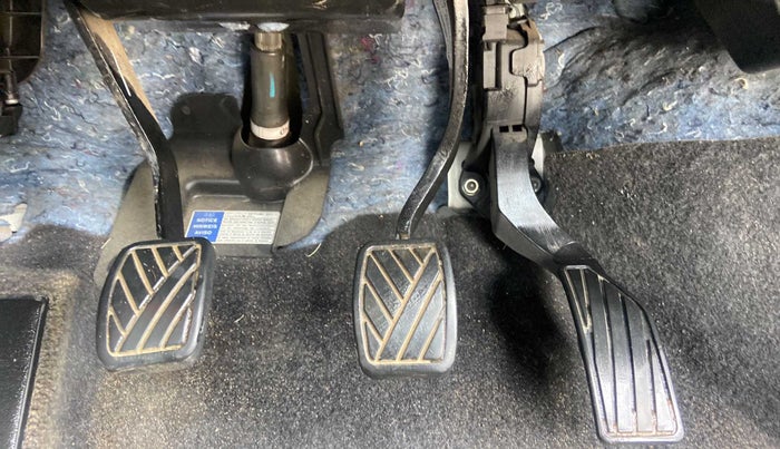 2016 Maruti Vitara Brezza ZDI PLUS, Diesel, Manual, 50,056 km, Pedals
