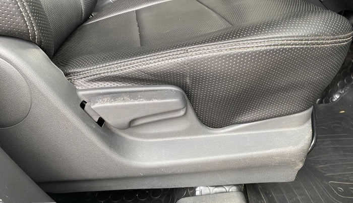 2014 Maruti Ritz VXI, Petrol, Manual, 65,279 km, Driver Side Adjustment Panel