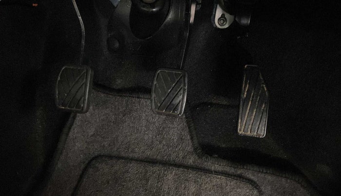 2020 Maruti New Wagon-R LXI CNG (O) 1.0, CNG, Manual, 61,292 km, Pedals