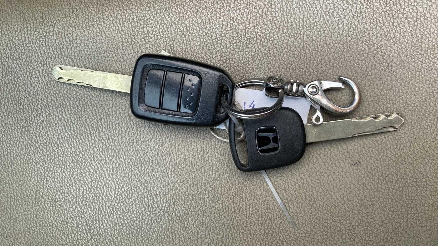 2014 Honda City 1.5L I-DTEC SV, Diesel, Manual, 1,02,813 km, Key Close Up
