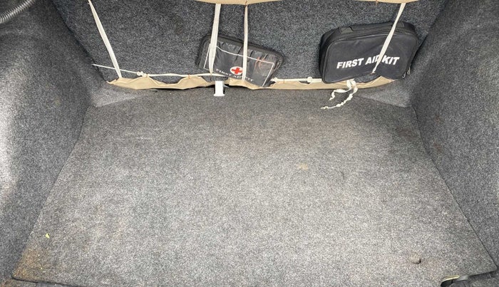 2016 Volkswagen Ameo HIGHLINE1.2L, Petrol, Manual, 96,487 km, Boot Inside