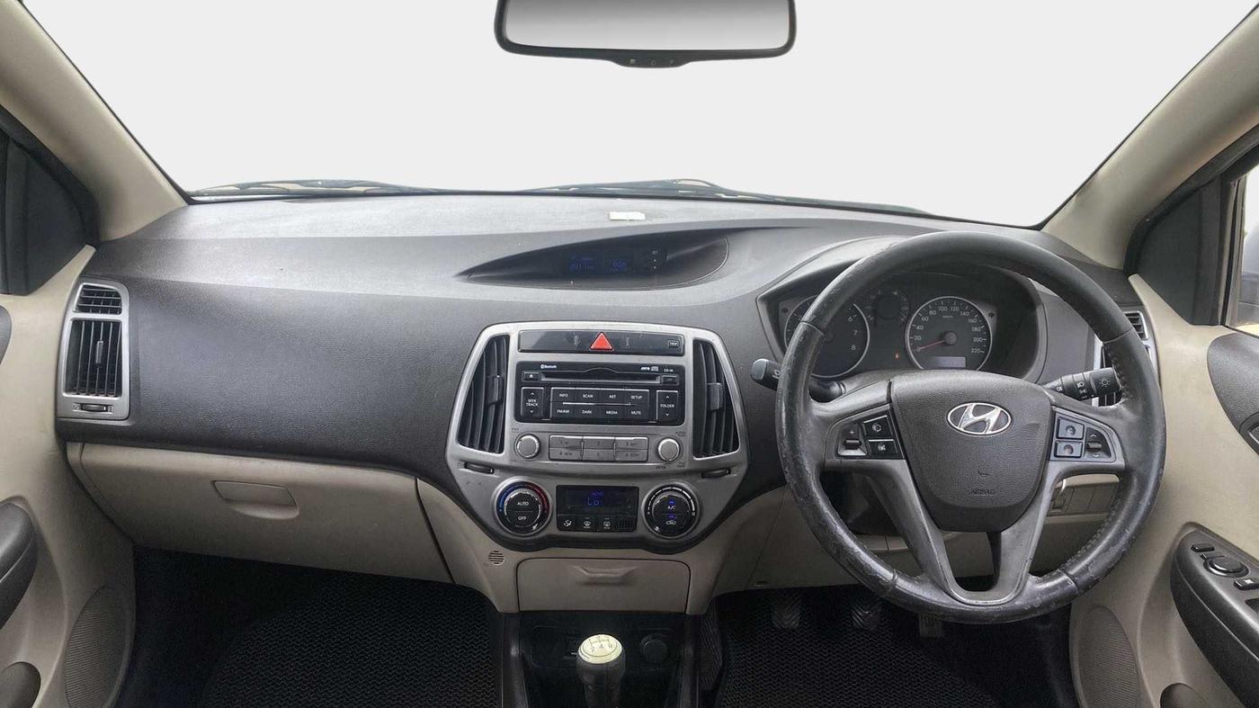 2013 Hyundai i20 SPORTZ 1.2, Petrol, Manual, 68,551 km, Dashboard