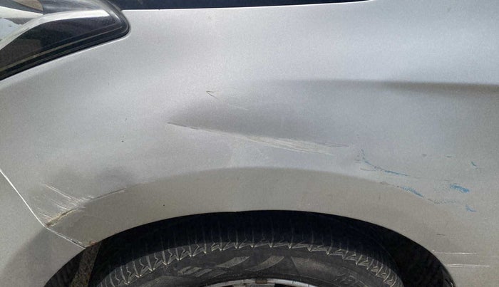 2013 Hyundai i20 SPORTZ 1.2, Petrol, Manual, 68,551 km, Left fender - Slightly dented