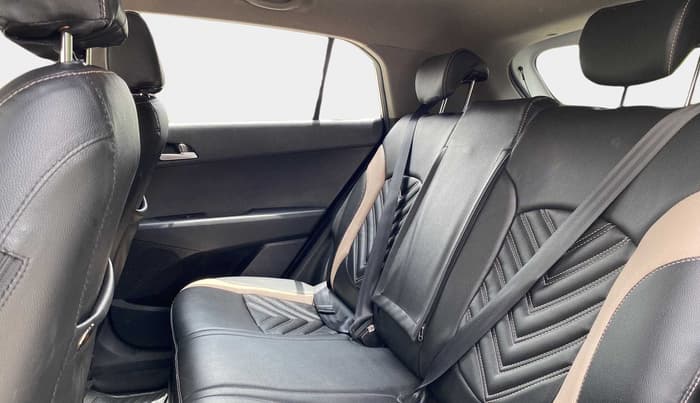 2018 Hyundai Creta SX 1.6 PETROL, Petrol, Manual, 24,159 km, Right Side Rear Door Cabin