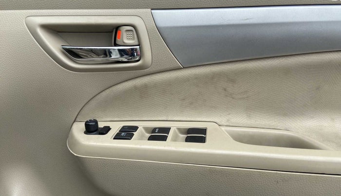 2016 Maruti Ertiga VDI SHVS, Diesel, Manual, 72,725 km, Driver Side Door Panels Control
