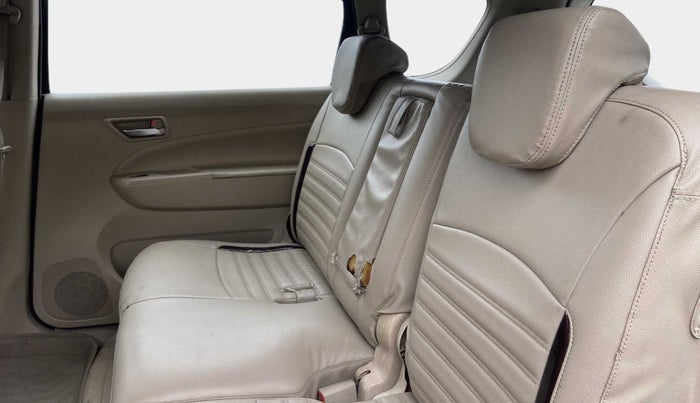 2016 Maruti Ertiga VDI SHVS, Diesel, Manual, 72,725 km, Right Side Rear Door Cabin