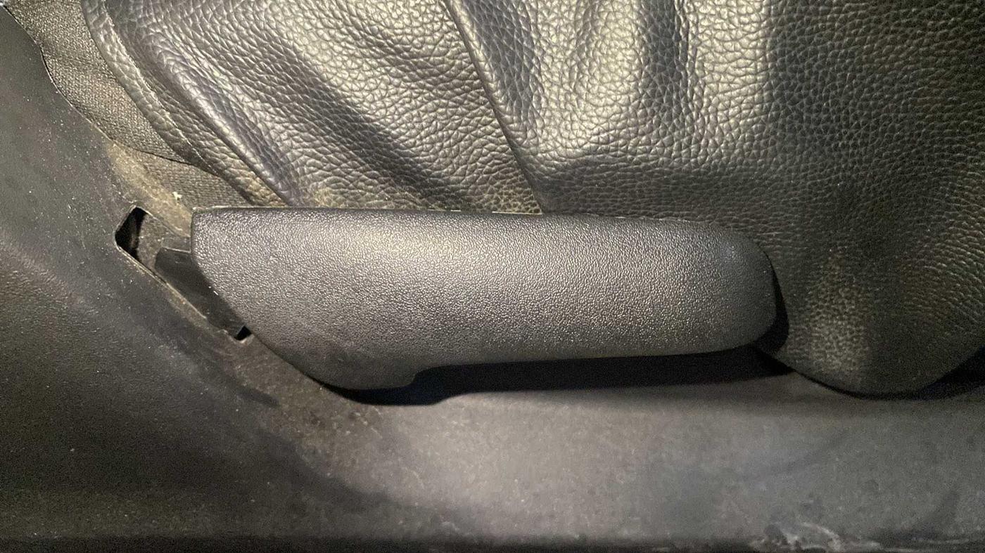 2018 Maruti Celerio X ZXI, Petrol, Manual, 16,358 km, Driver Side Adjustment Panel