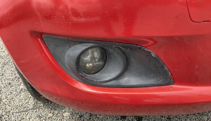 2014 Maruti Swift VDI, Diesel, Manual, 82,105 km, Right fog light - Not working