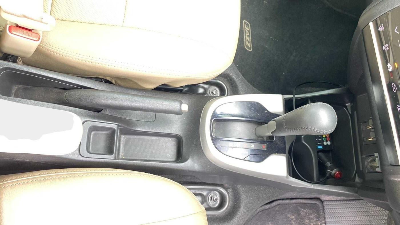 2022 Honda Jazz 1.2L I-VTEC ZX CVT, Petrol, Automatic, 6,349 km, Gear Lever