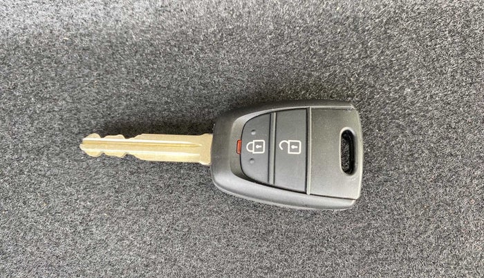 2021 Hyundai NEW SANTRO SPORTZ AMT, Petrol, Automatic, 11,223 km, Key Close Up