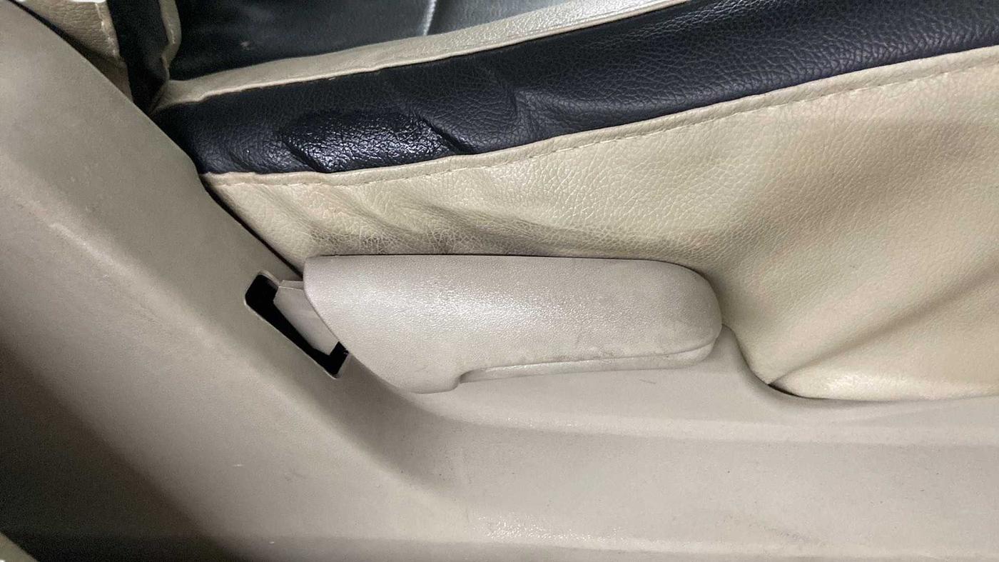 2017 Maruti Celerio ZXI AMT, Petrol, Automatic, 37,836 km, Driver Side Adjustment Panel