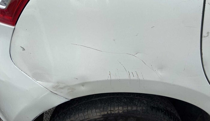 2012 Maruti Swift VDI, Diesel, Manual, 55,820 km, Right quarter panel - Minor scratches