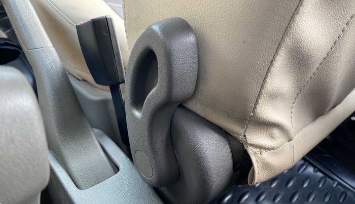 2010 Hyundai i10 MAGNA 1.2, Petrol, Manual, 56,065 km, Driver Side Adjustment Panel