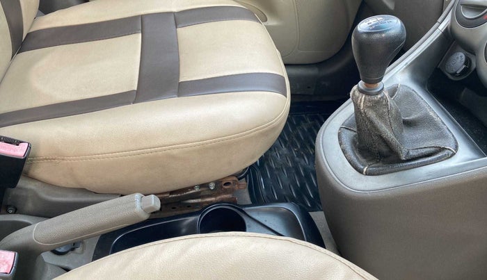 2010 Hyundai i10 MAGNA 1.2, Petrol, Manual, 56,065 km, Gear Lever