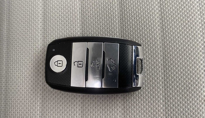2021 KIA SONET HTX 1.0 IMT, Petrol, Manual, 5,306 km, Key Close Up