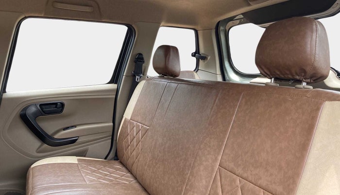 2022 Mahindra BOLERO NEO N 8, Diesel, Manual, 11,170 km, Right Side Rear Door Cabin