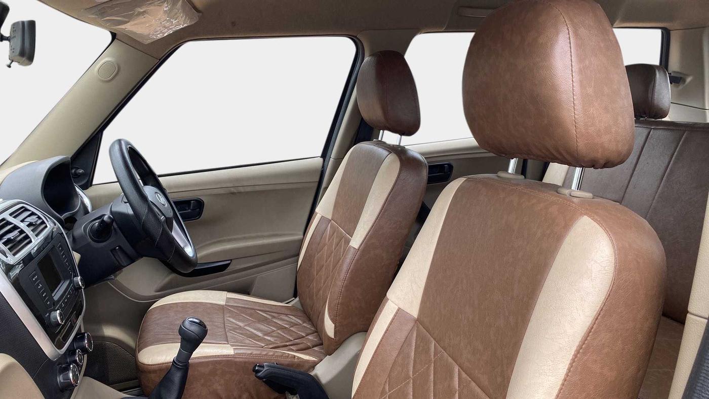 2022 Mahindra BOLERO NEO N 8, Diesel, Manual, 11,170 km, Right Side Front Door Cabin