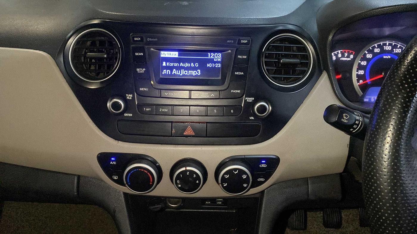 2016 Hyundai Grand i10 SPORTZ 1.2 KAPPA VTVT, Petrol, Manual, 67,236 km, Air Conditioner