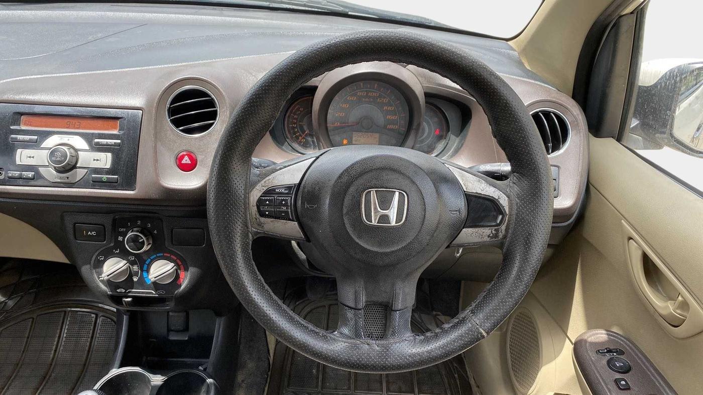 2013 Honda Amaze 1.2L I-VTEC S, Petrol, Manual, 52,034 km, Steering Wheel Close Up