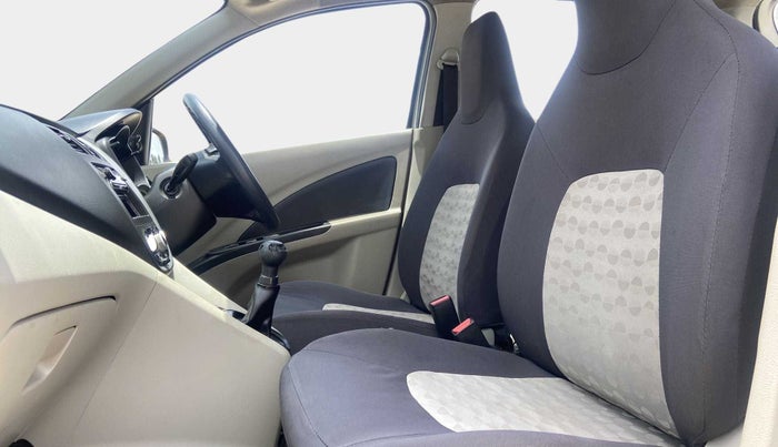 2016 Maruti Celerio VXI, Petrol, Manual, 41,411 km, Right Side Front Door Cabin