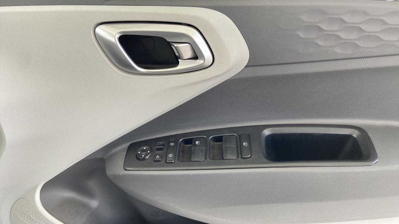 2019 Hyundai GRAND I10 NIOS SPORTZ AMT 1.2 KAPPA VTVT, Petrol, Automatic, 26,771 km, Driver Side Door Panels Control