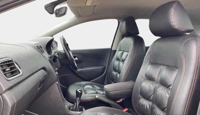 2020 Volkswagen Polo HIGHLINE PLUS 1.0L TSI, Petrol, Manual, 43,719 km, Right Side Front Door Cabin