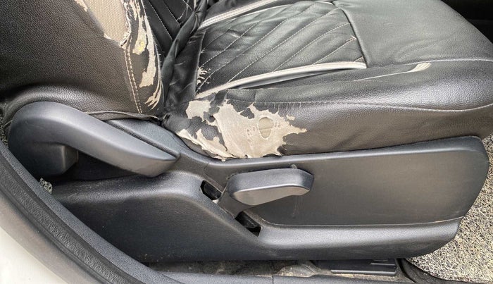 2019 Ford Ecosport TREND+ 1.5L DIESEL, Diesel, Manual, 56,871 km, Driver Side Adjustment Panel