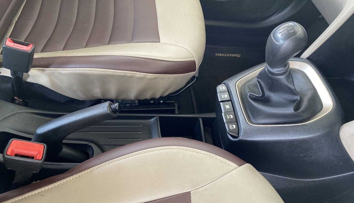 2020 Hyundai NEW SANTRO MAGNA, Petrol, Manual, 38,237 km, Gear Lever