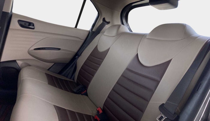 2020 Hyundai NEW SANTRO MAGNA, Petrol, Manual, 38,237 km, Right Side Rear Door Cabin