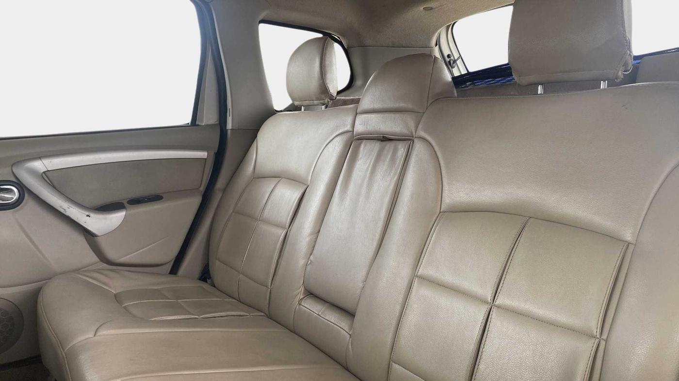 2014 Nissan Terrano XL (P), Petrol, Manual, 82,146 km, Right Side Rear Door Cabin