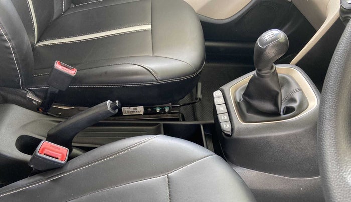 2021 Hyundai NEW SANTRO SPORTZ MT, Petrol, Manual, 33,718 km, Gear Lever