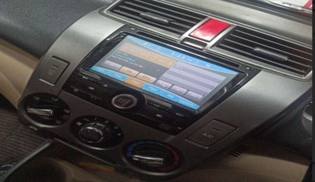2013 Honda City 1.5L I-VTEC V MT, Petrol, Manual, 93,521 km, Infotainment system - Rear speakers missing / not working