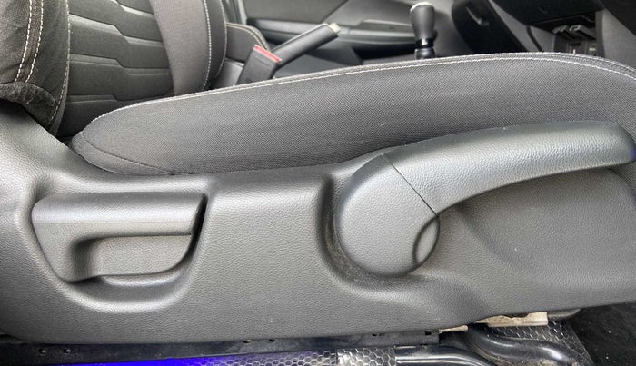 2021 Honda WR-V 1.2L I-VTEC VX MT, Petrol, Manual, 37,988 km, Driver Side Adjustment Panel
