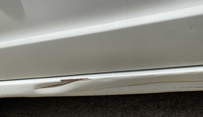 2013 Maruti A Star VXI (ABS) AT, Petrol, Automatic, 1,15,483 km, Left running board - Slightly dented