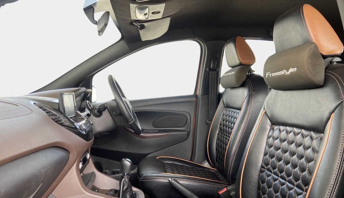 2018 Ford FREESTYLE TITANIUM 1.2 PETROL, Petrol, Manual, 33,693 km, Right Side Front Door Cabin