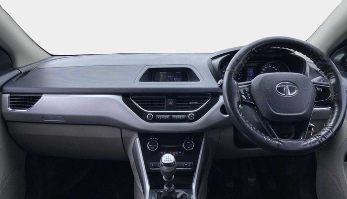 2018 Tata NEXON XT PETROL, Petrol, Manual, 49,327 km, Dashboard