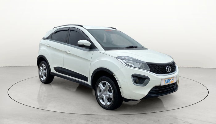 2018 Tata NEXON XT PETROL, Petrol, Manual, 49,327 km, SRP