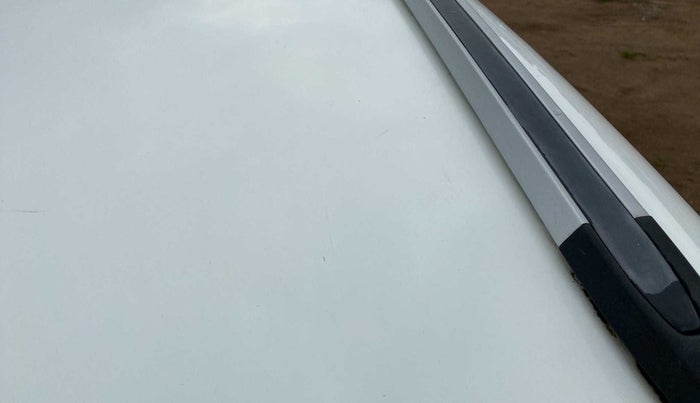 2018 Tata NEXON XT PETROL, Petrol, Manual, 49,327 km, Roof - Slightly dented