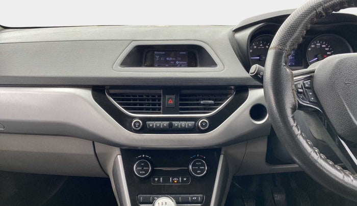 2018 Tata NEXON XT PETROL, Petrol, Manual, 49,327 km, Air Conditioner