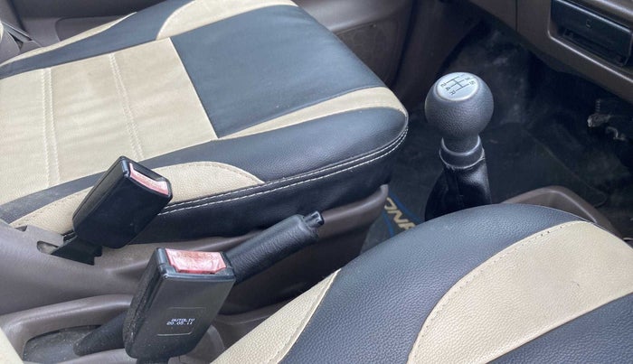 2011 Maruti Zen Estilo LXI, Petrol, Manual, 1,01,266 km, Gear Lever