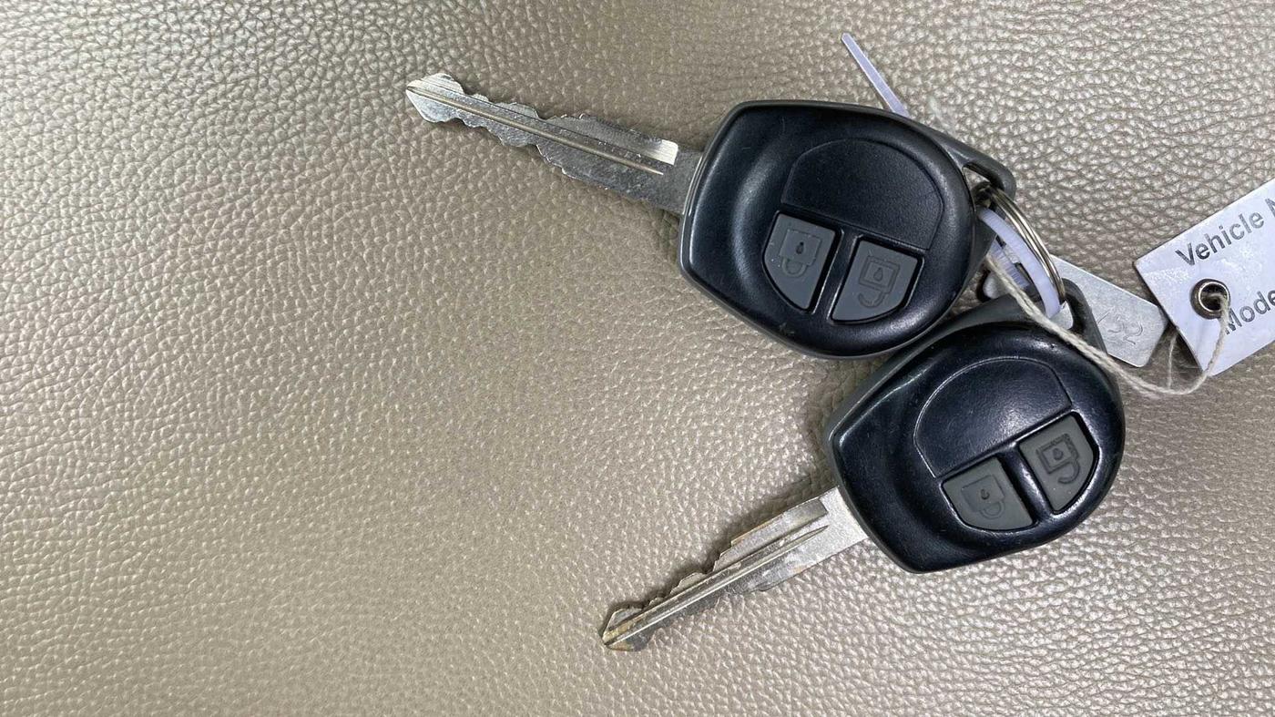 2016 Maruti Ertiga VXI, Petrol, Manual, 48,539 km, Key Close Up