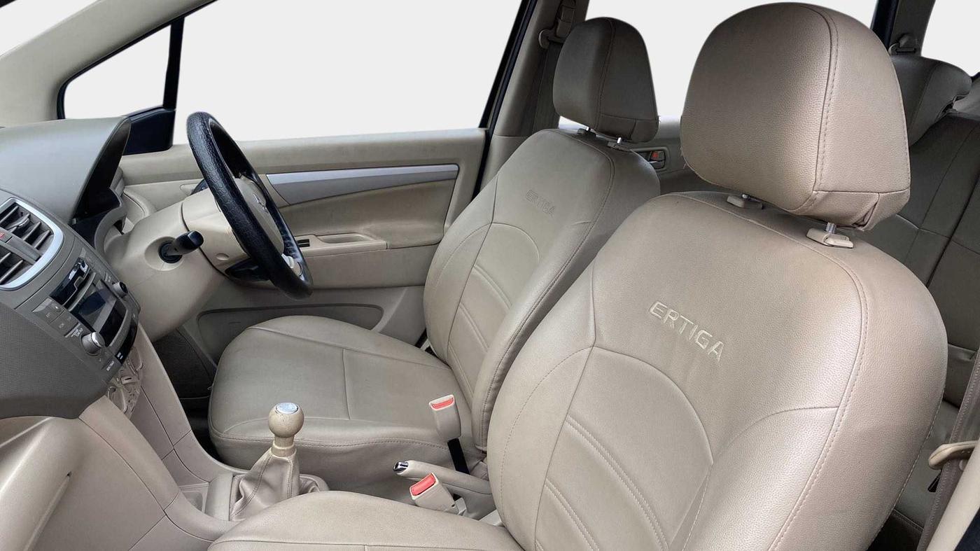 2016 Maruti Ertiga VXI, Petrol, Manual, 48,539 km, Right Side Front Door Cabin