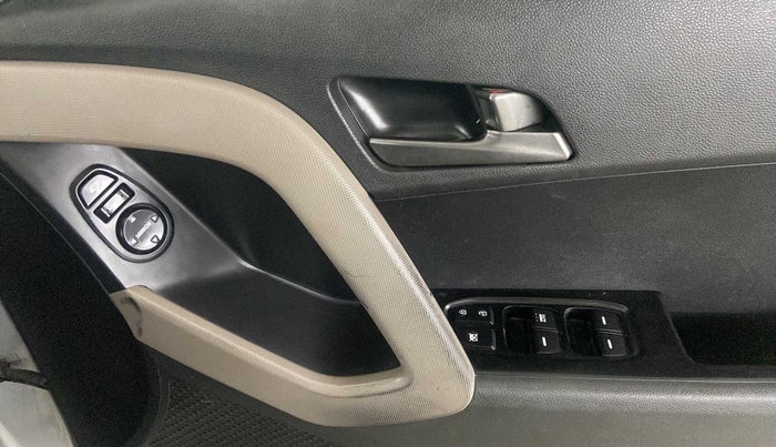2017 Hyundai Creta SX PLUS AT 1.6 PETROL, Petrol, Automatic, 62,194 km, Driver Side Door Panels Control