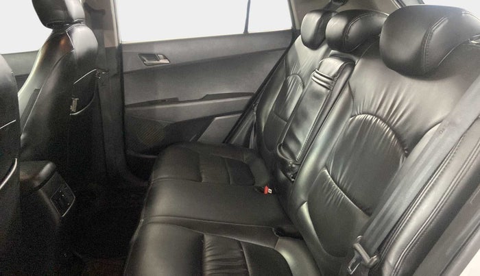 2017 Hyundai Creta SX PLUS AT 1.6 PETROL, Petrol, Automatic, 62,194 km, Right Side Rear Door Cabin