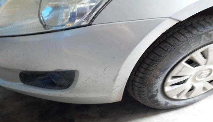 2014 Maruti Swift VXI, Petrol, Manual, 80,580 km, Front bumper - Minor scratches