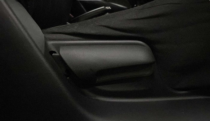 2014 Maruti Swift VXI, Petrol, Manual, 80,580 km, Driver Side Adjustment Panel